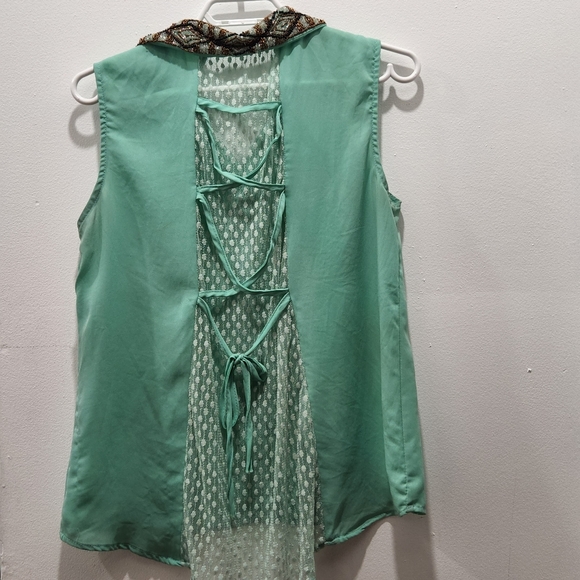 Beautiful Medium Camisole - Picture 2 of 2